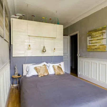 Left Bank Deluxe Apartment Paris
